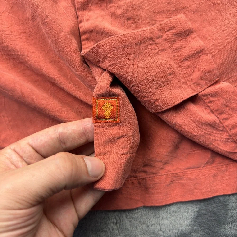 Tommy Bahama Shirt Mens Large Orange 100%‎ Silk Floral Leaf Pattern Button Up